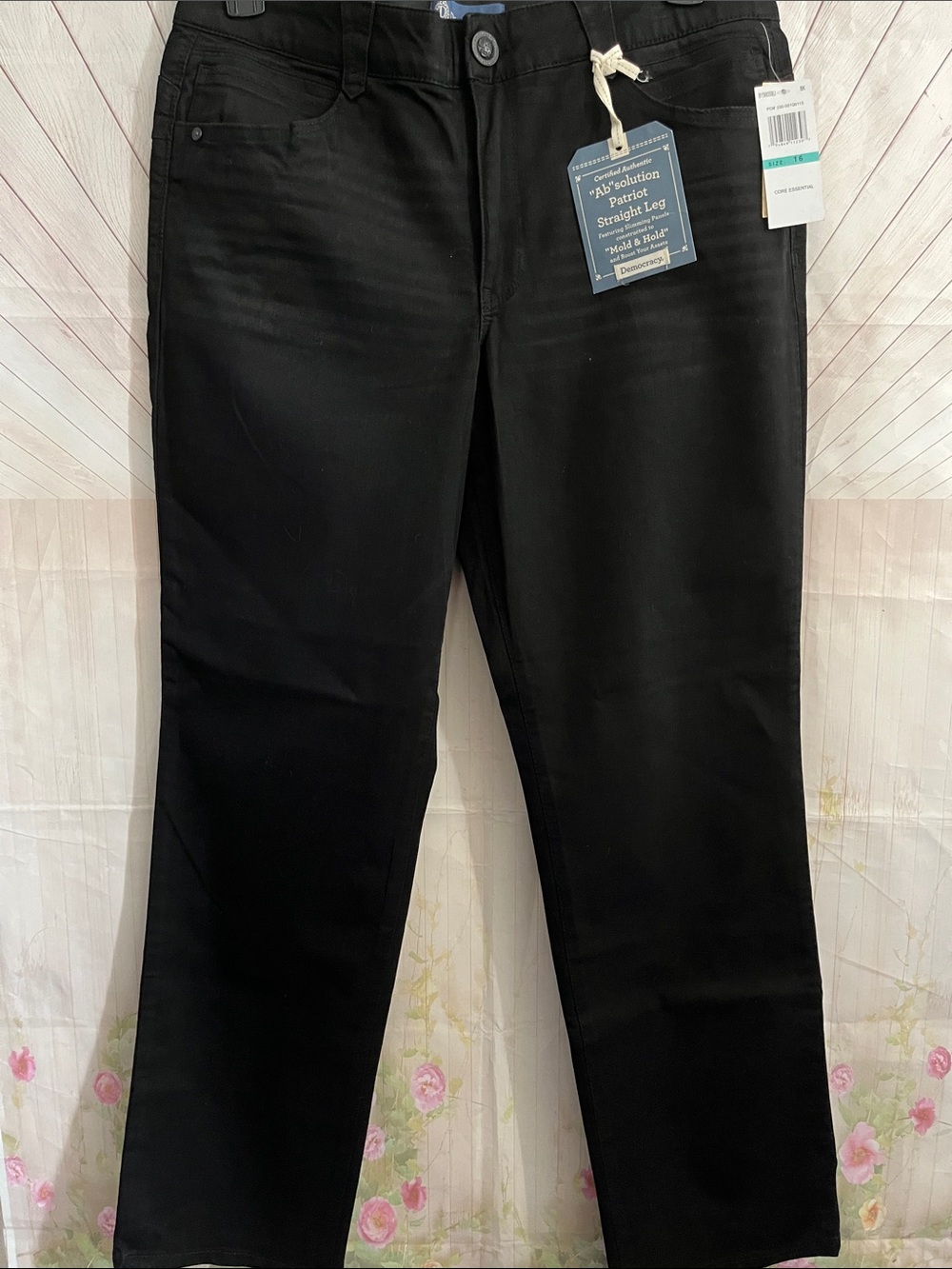 St. John's Bay Women's Straight Leg Jeans - Black